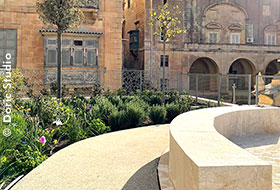 Roof garden with benches made of natural stone