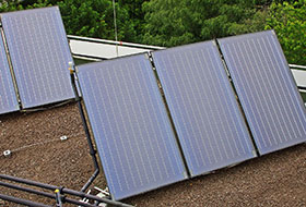 Solar thermal collectors on a flat roof